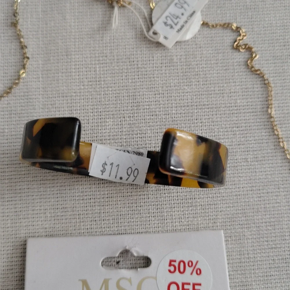 Earrings, Necklace, Bracelet Set By Mainstreet Collection NWT Animal Print Round - Picture 6 of 8